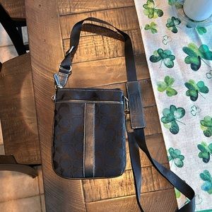 New coach crossbody bag small black